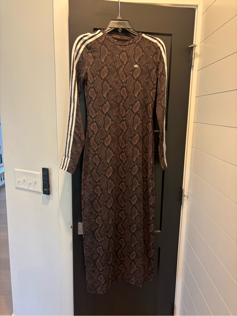 Adidas Snake Skin Print Maxi Dress Long Sleeve Midi Small NWT Aurora Coffee - Picture 5 of 10